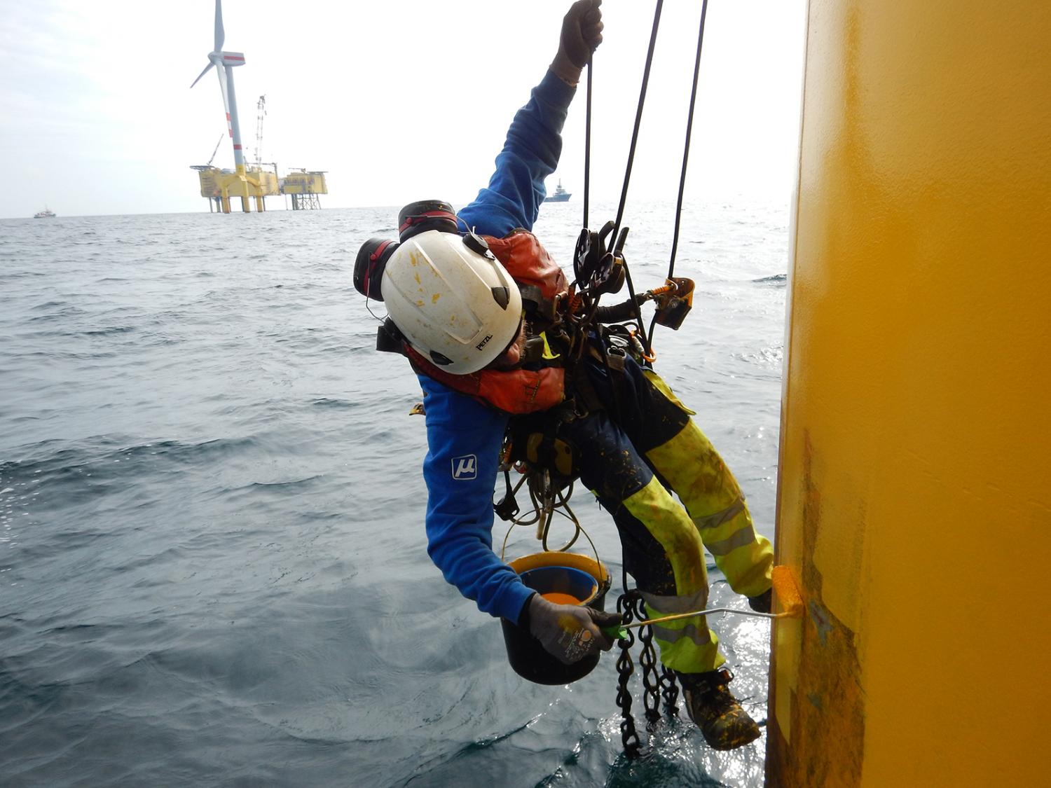 A Glance At Offshore Wind Turbine Maintenance