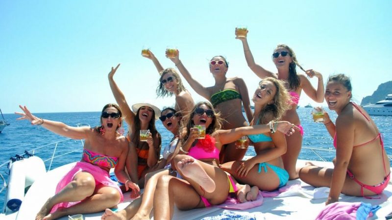 Learn What A Professional Has To Say About The Boat Parties