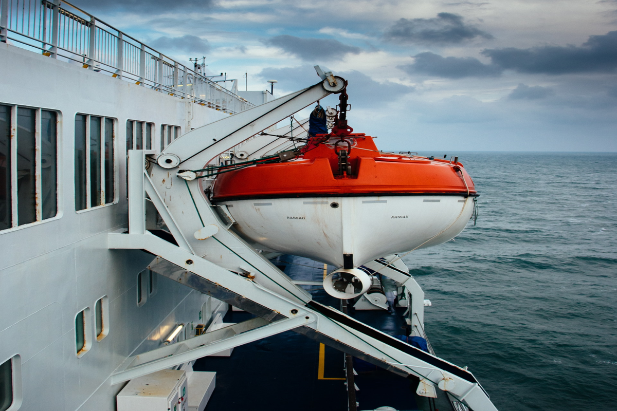 Individual Guide On Lifeboat And Rescue Boat