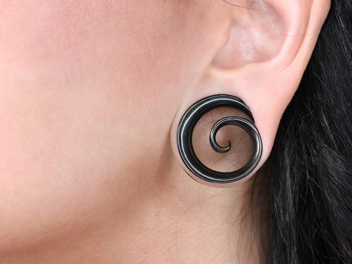 Individual Guide On Best Classic Gauge Earrings