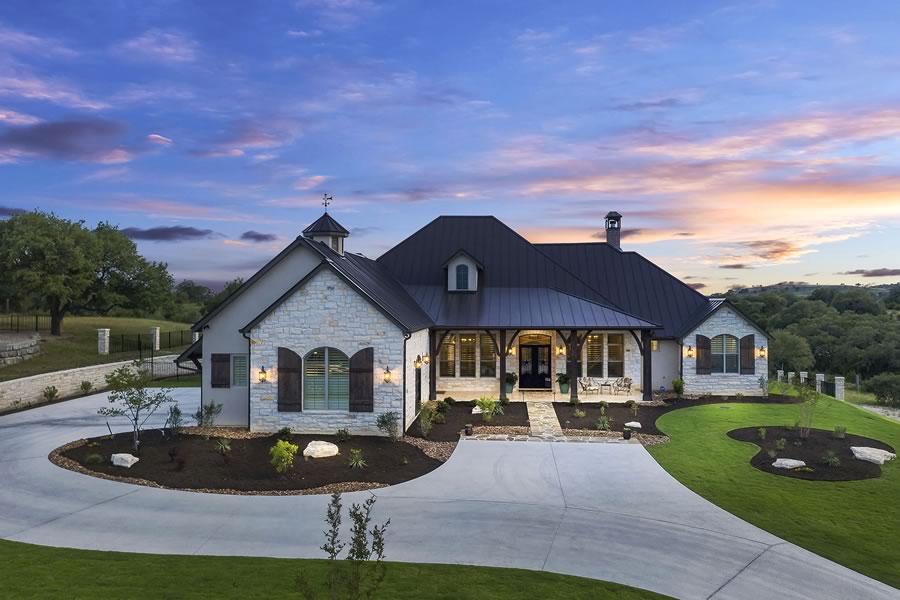 A Glance At Luxury Home Builders